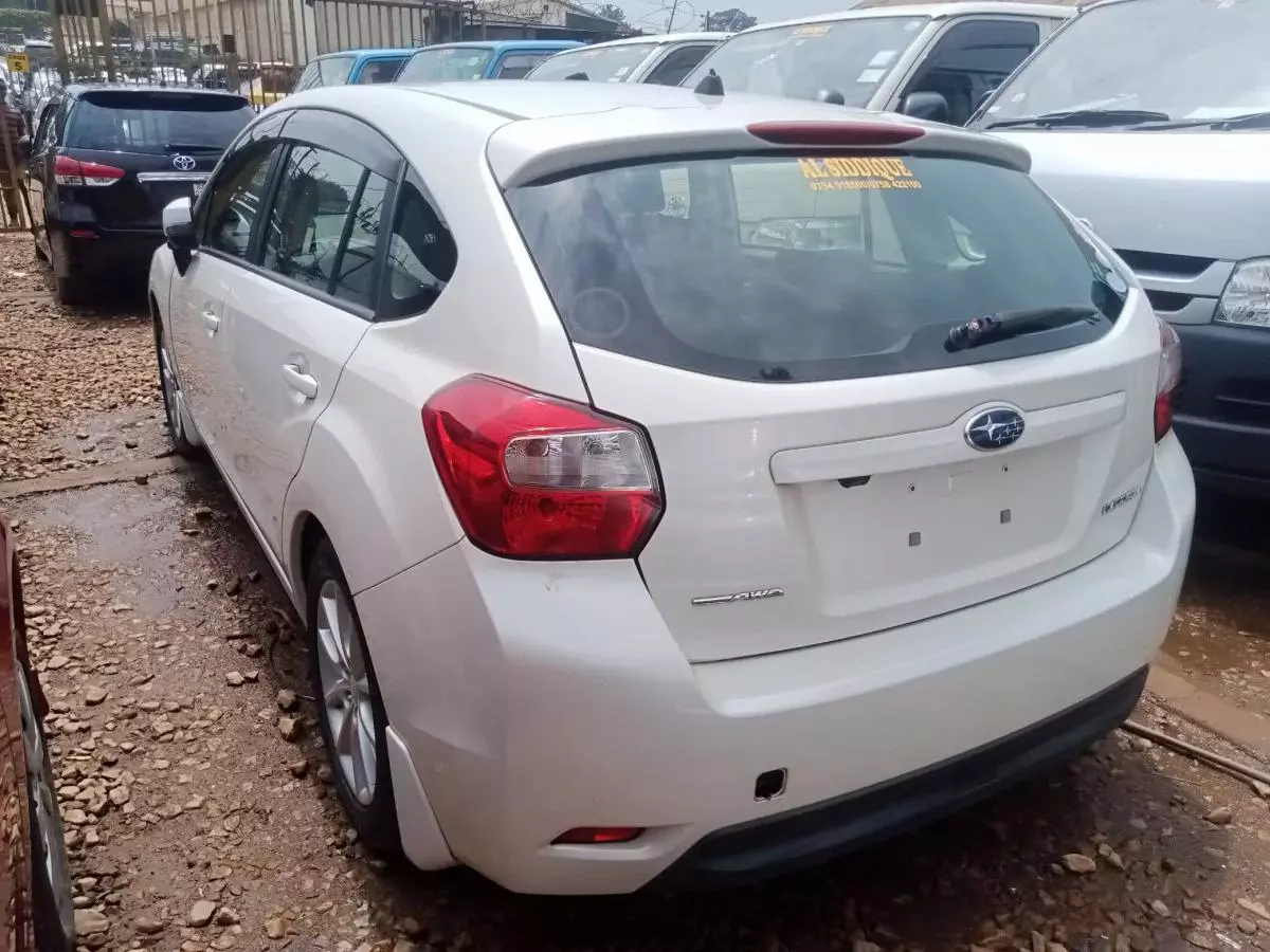 Subaru Impreza   - 2012