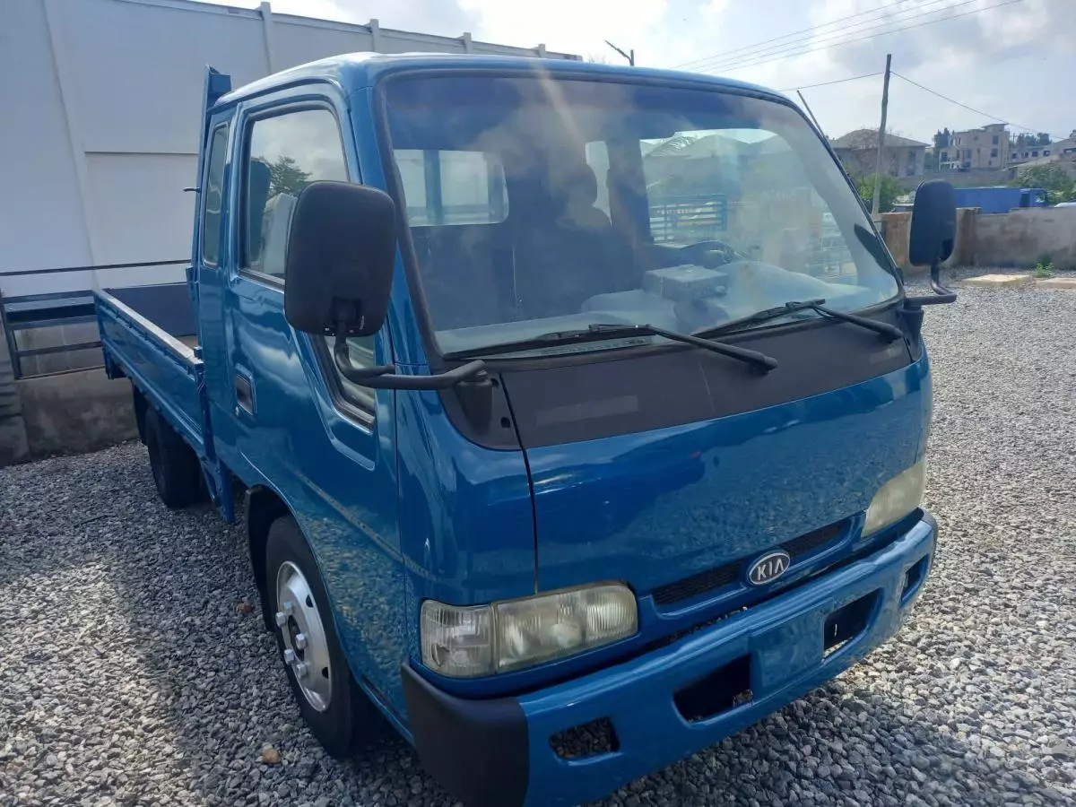 Kia Frontier - 2005