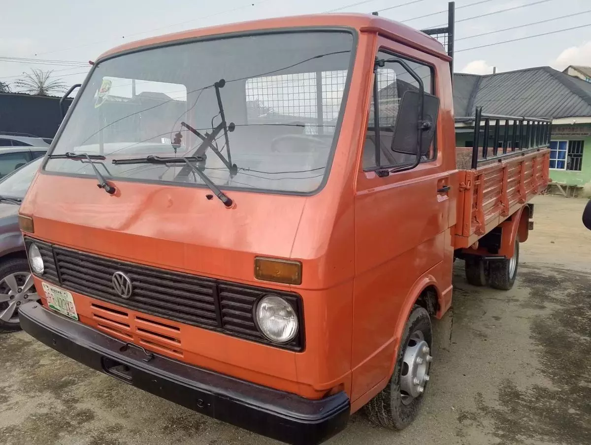 Volkswagen LT40   - 2013