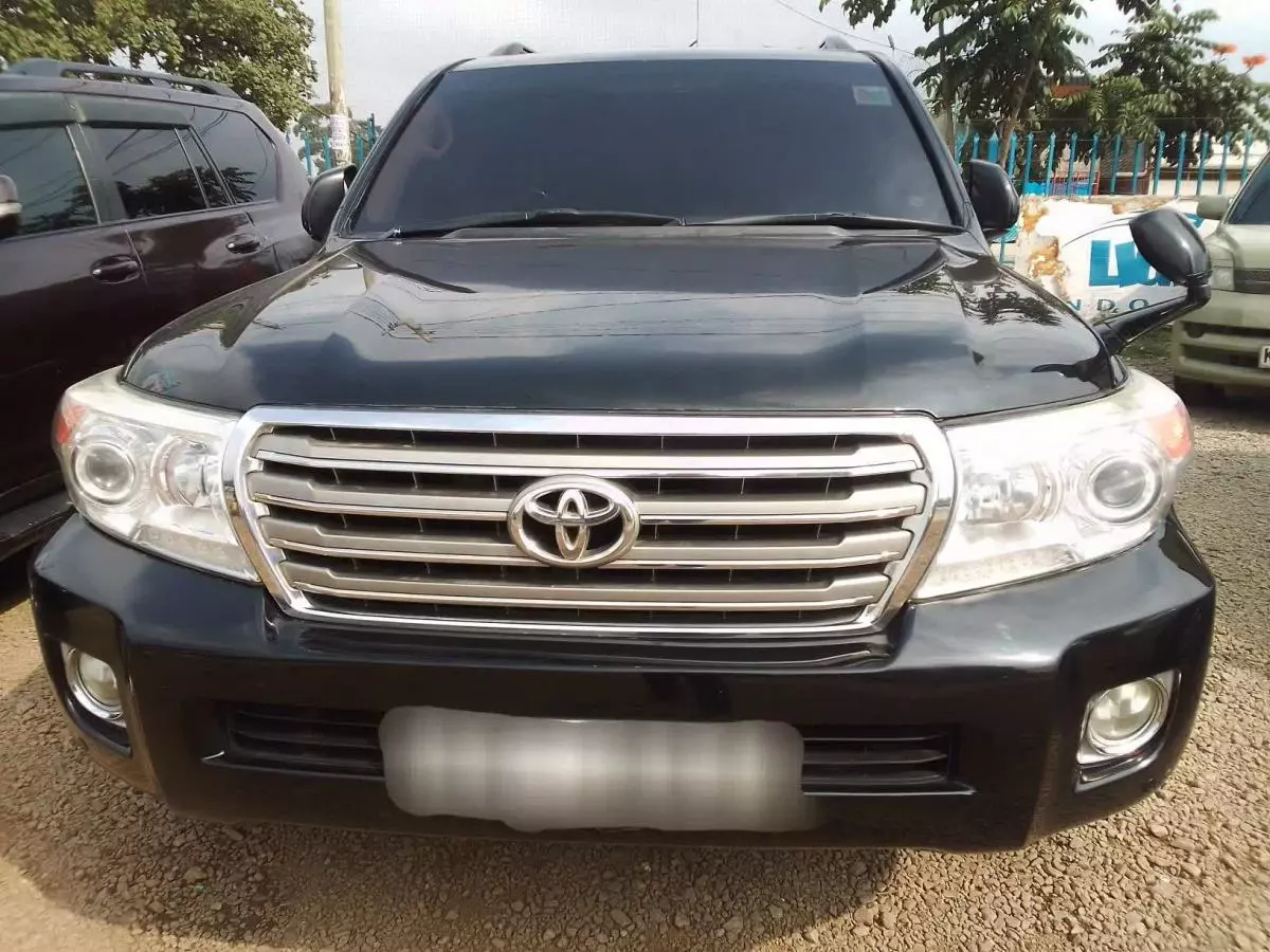 Toyota Landcruiser  V8 - 2015