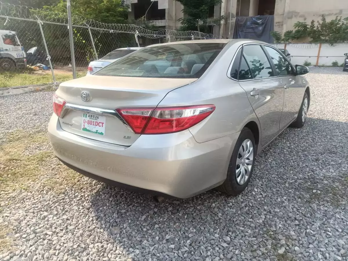 Toyota Camry   - 2015