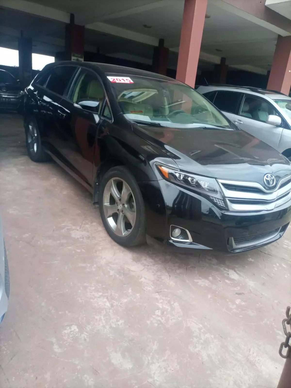 Toyota Venza   - 2015