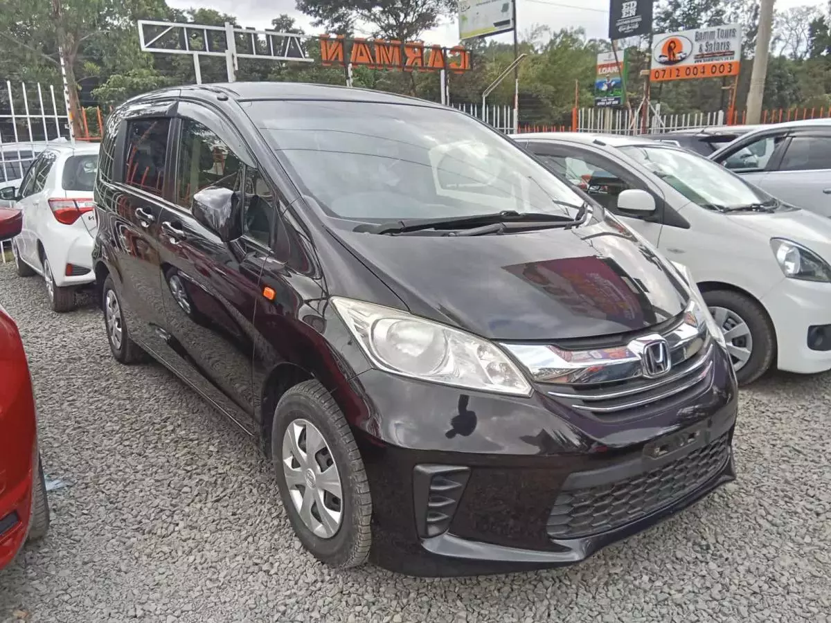 Honda Freed   - 2016