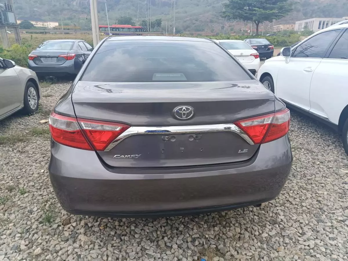 Toyota Camry   - 2015