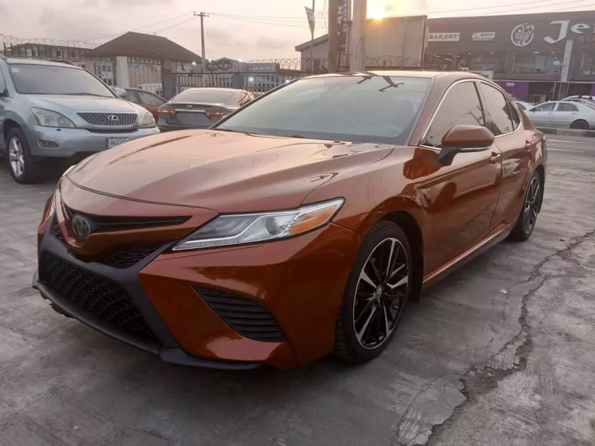 Toyota Camry   - 2019