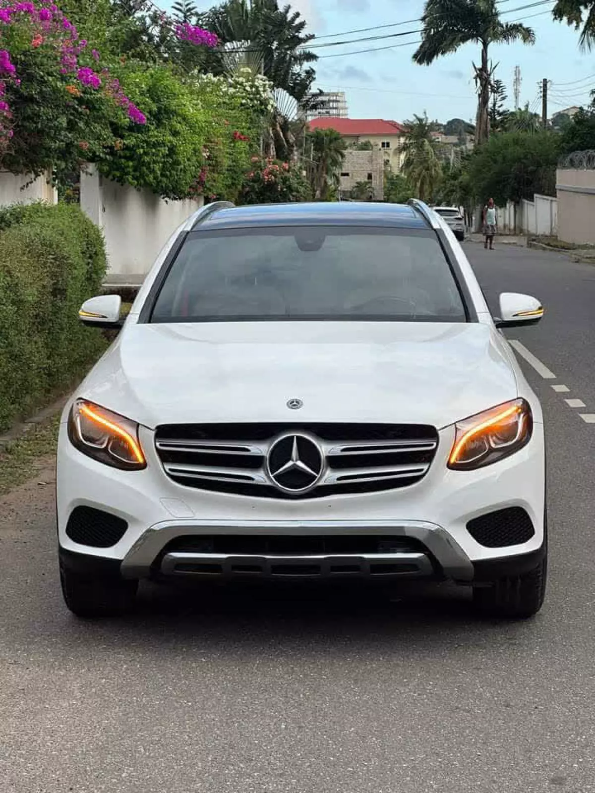 Mercedes-Benz GLC 300   - 2018