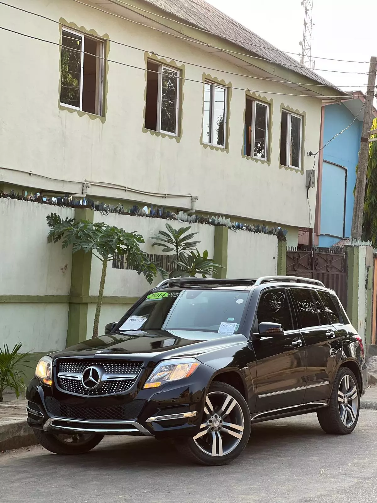 Mercedes-Benz GLK 350   - 2014