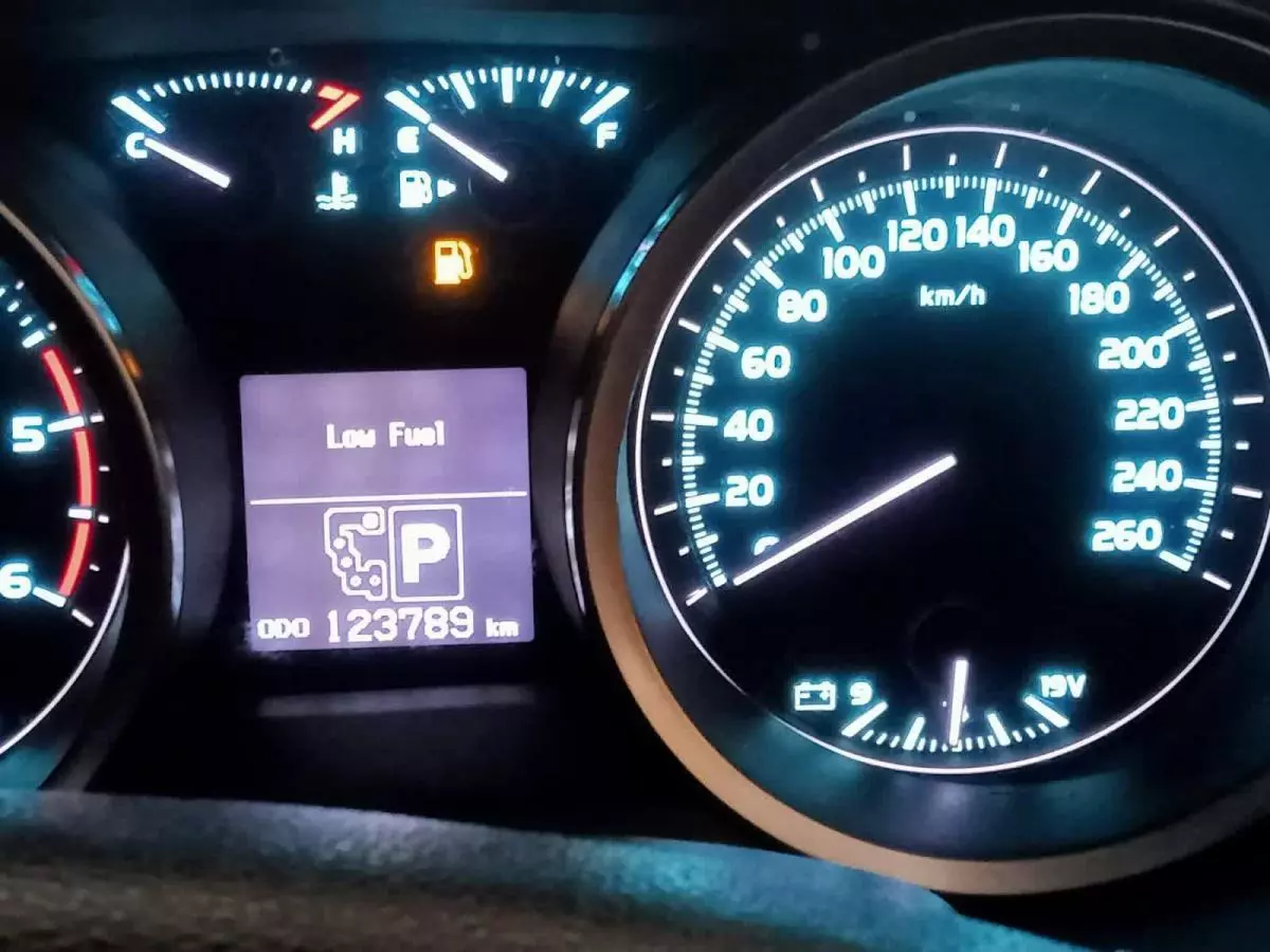 Toyota  Land Cruiser VXR V8 - 2014