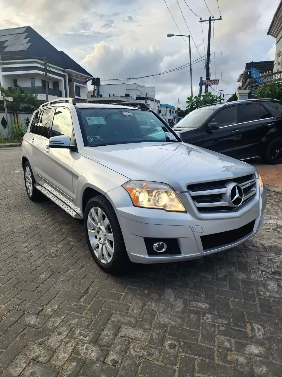 Mercedes-Benz GLK 350   - 2010