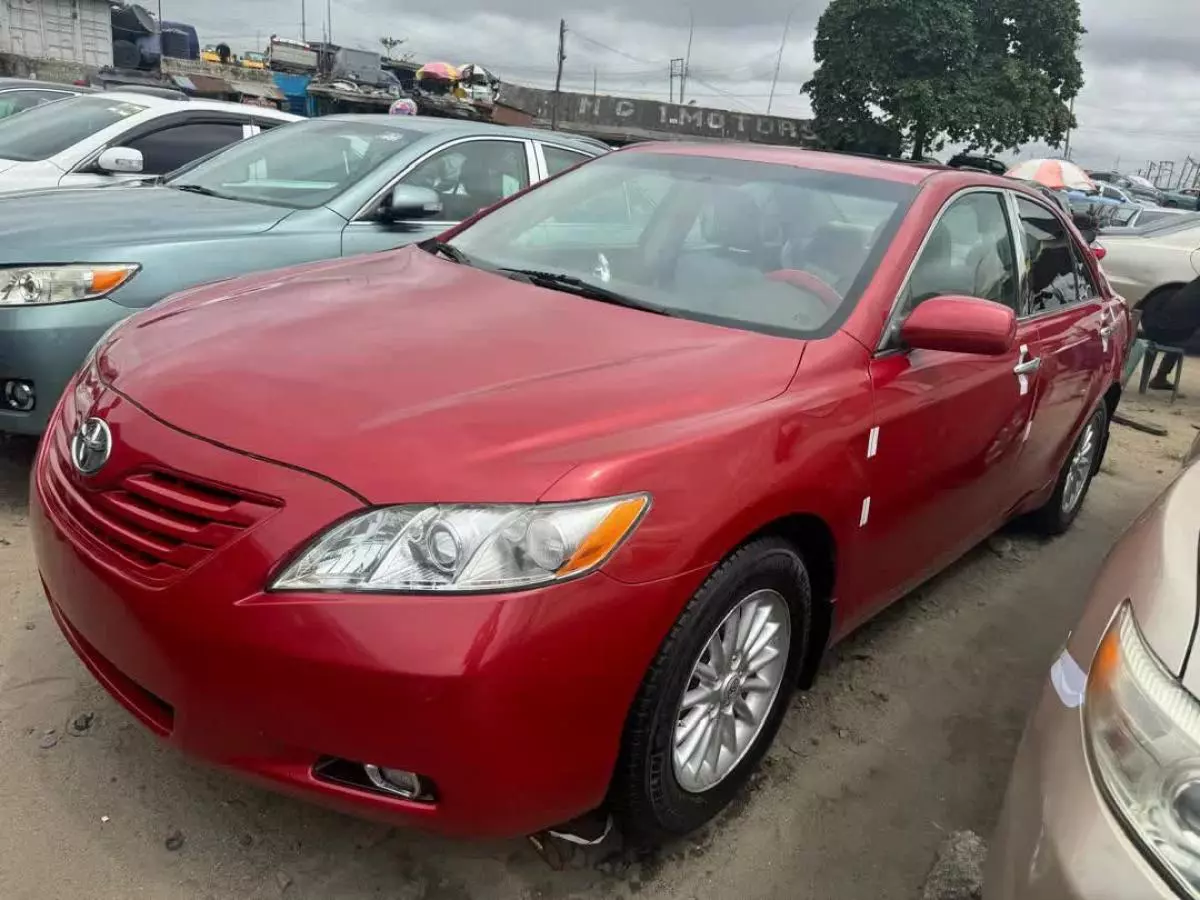 Toyota Camry   - 2007