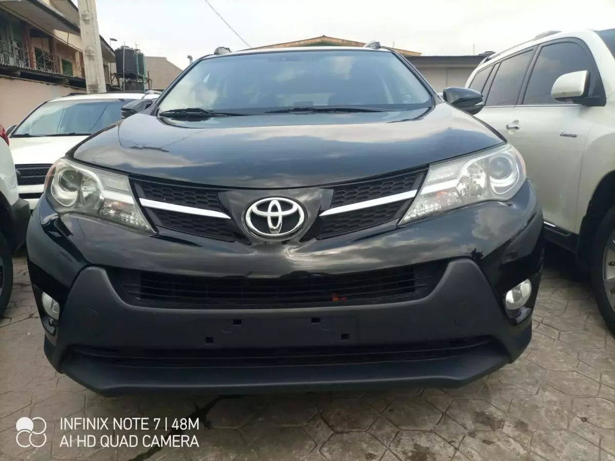 Toyota RAV 4 - 2014