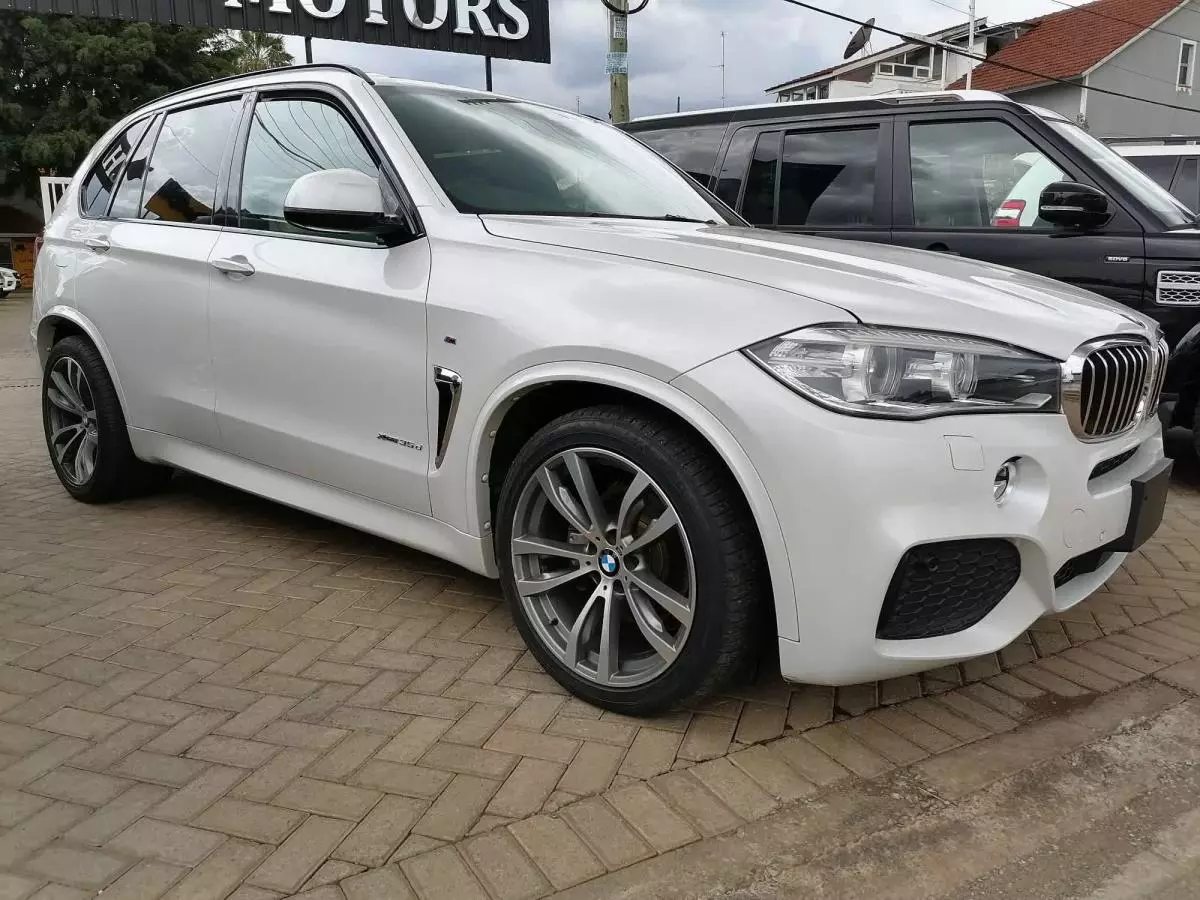 BMW X5 - 2015
