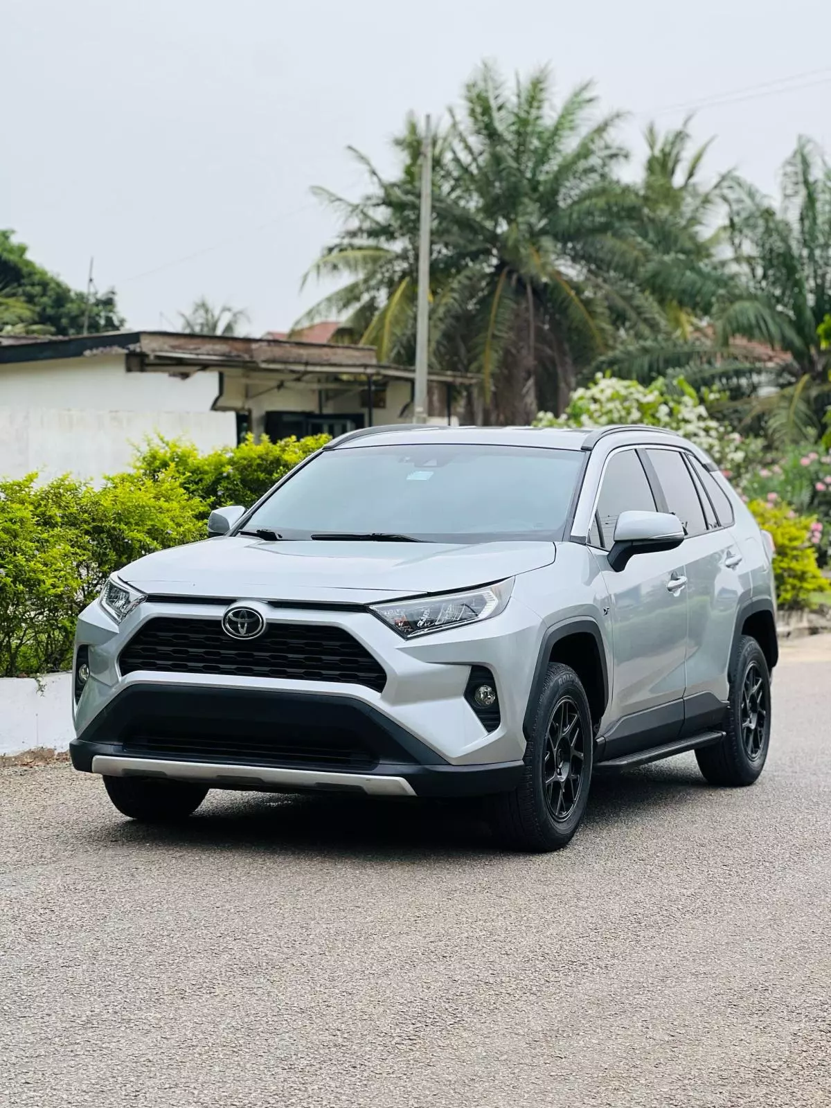 Toyota RAV 4   - 2020