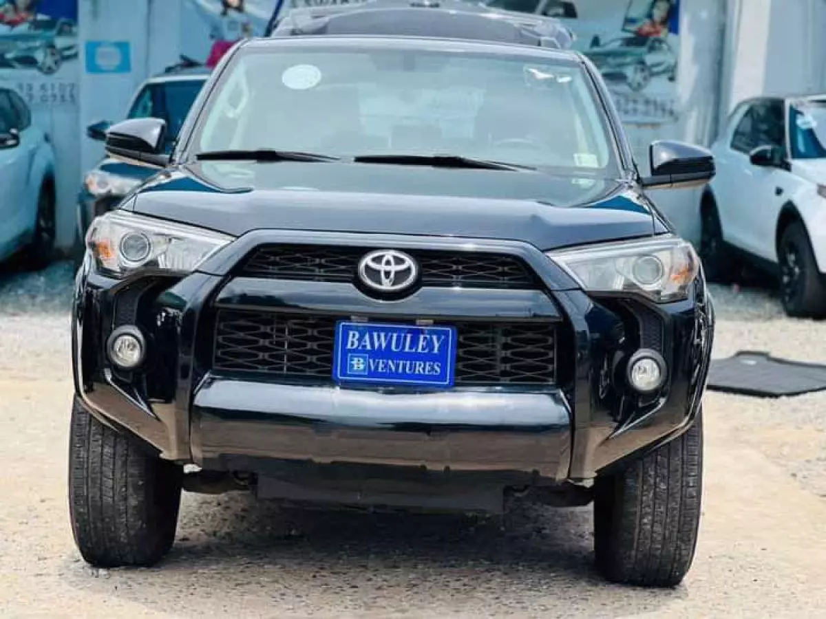 Toyota 4-Runner   - 2015