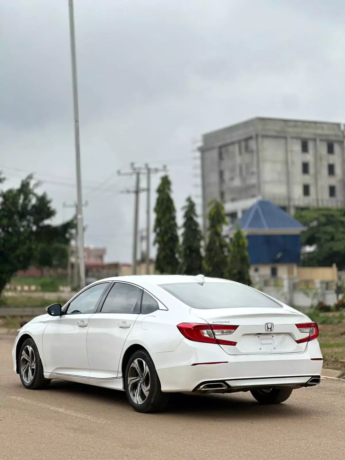 Honda Accord   - 2019