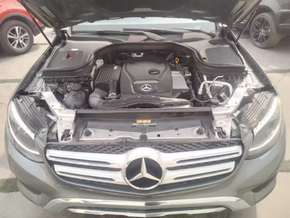 Mercedes-Benz GLC 300   - 2016