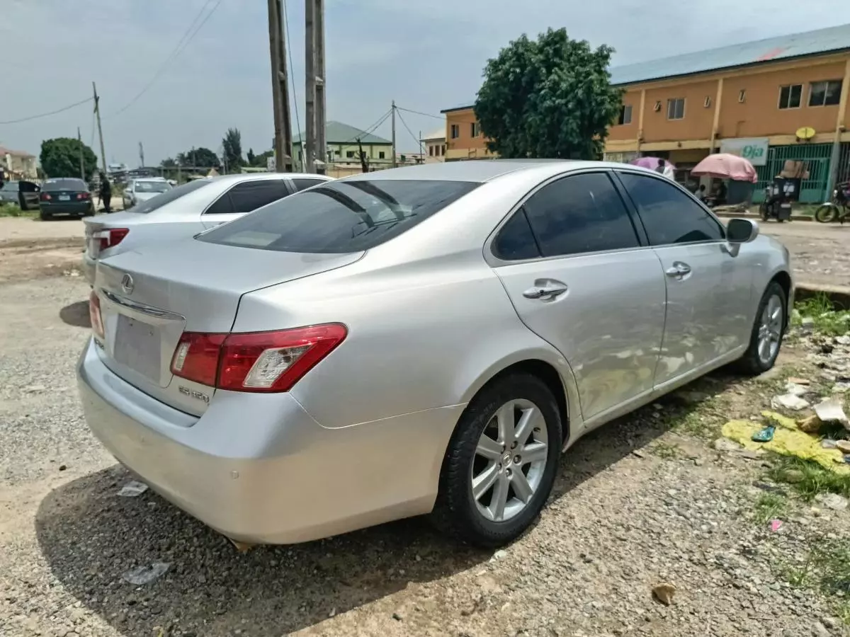 Lexus ES 350   - 2008