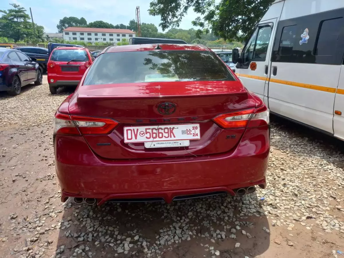 Toyota Camry   - 2020