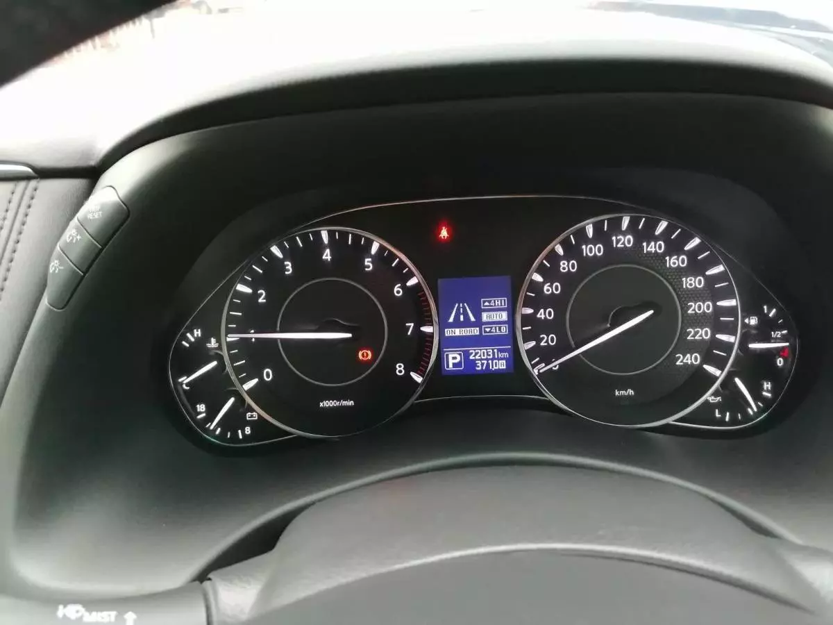 Nissan Patrol - 2016