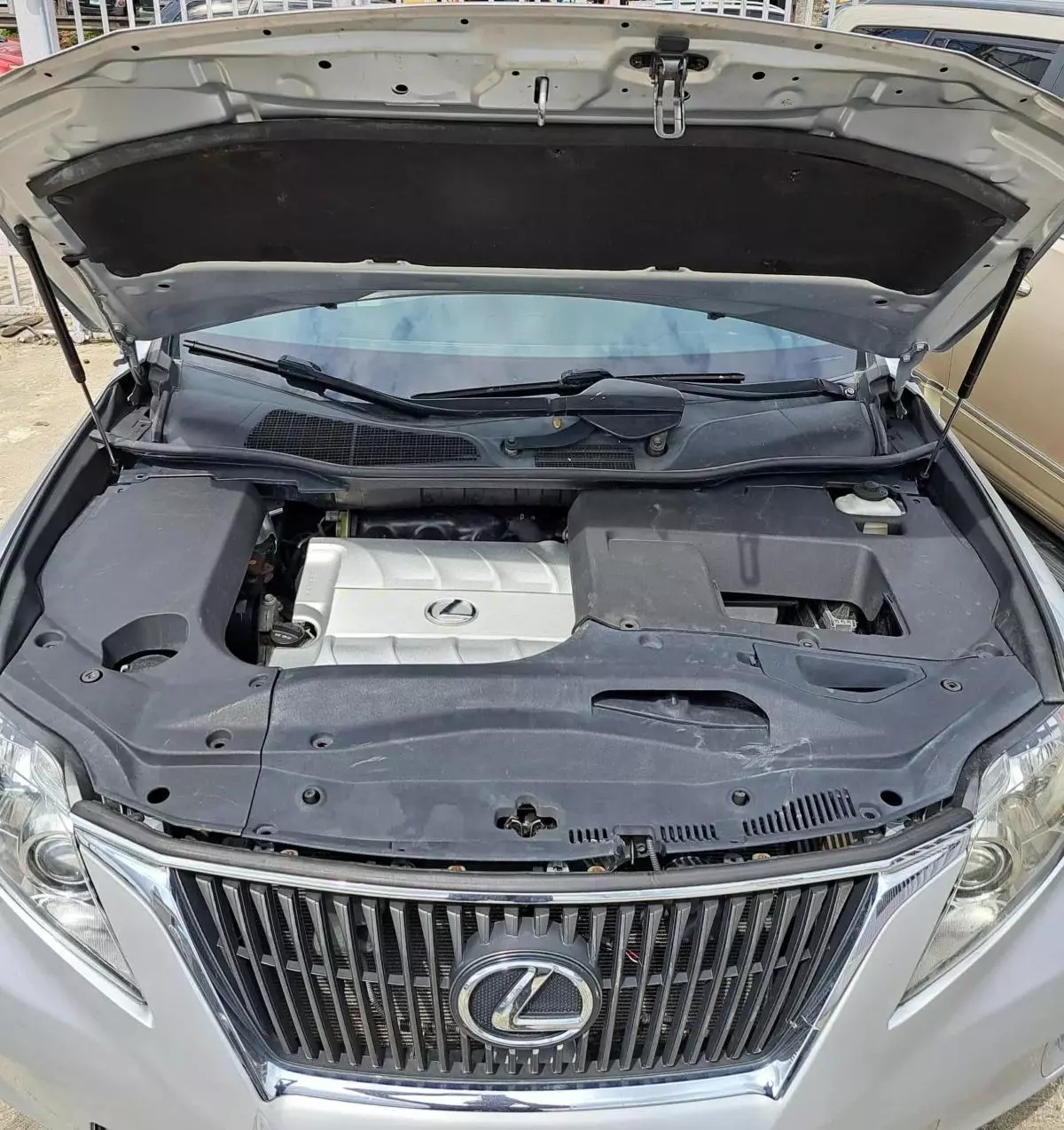 Lexus RX 350   - 2010