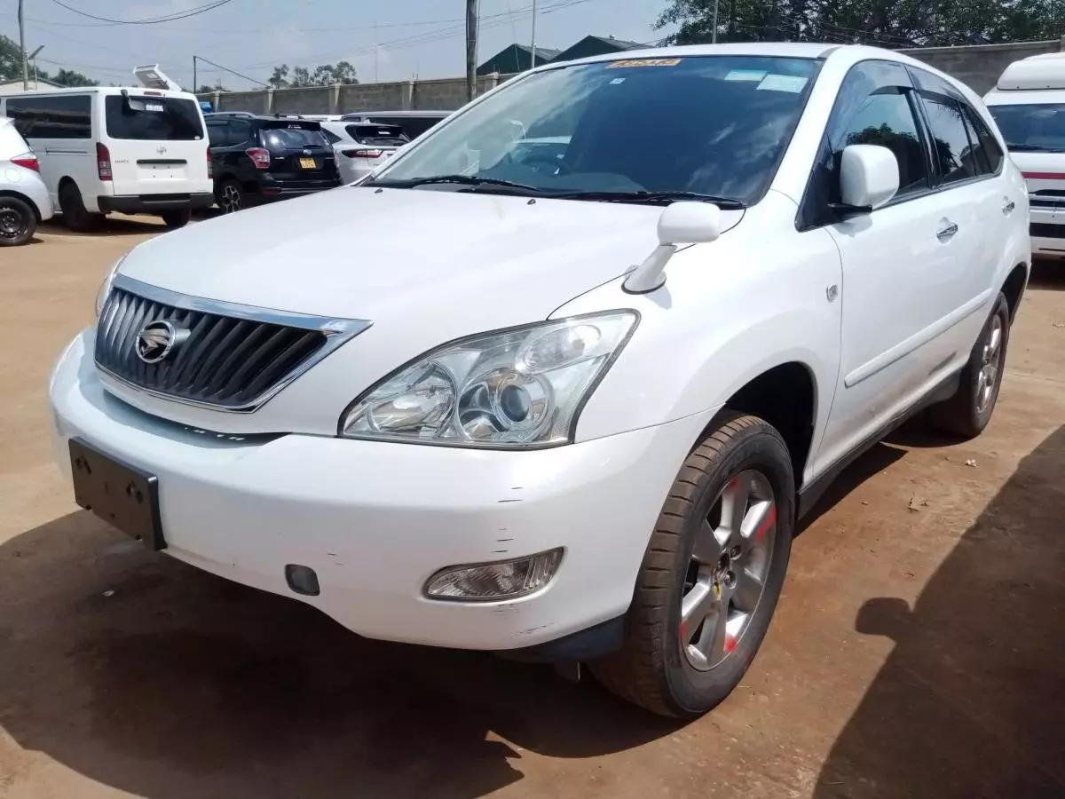 Toyota Harrier   - 2011