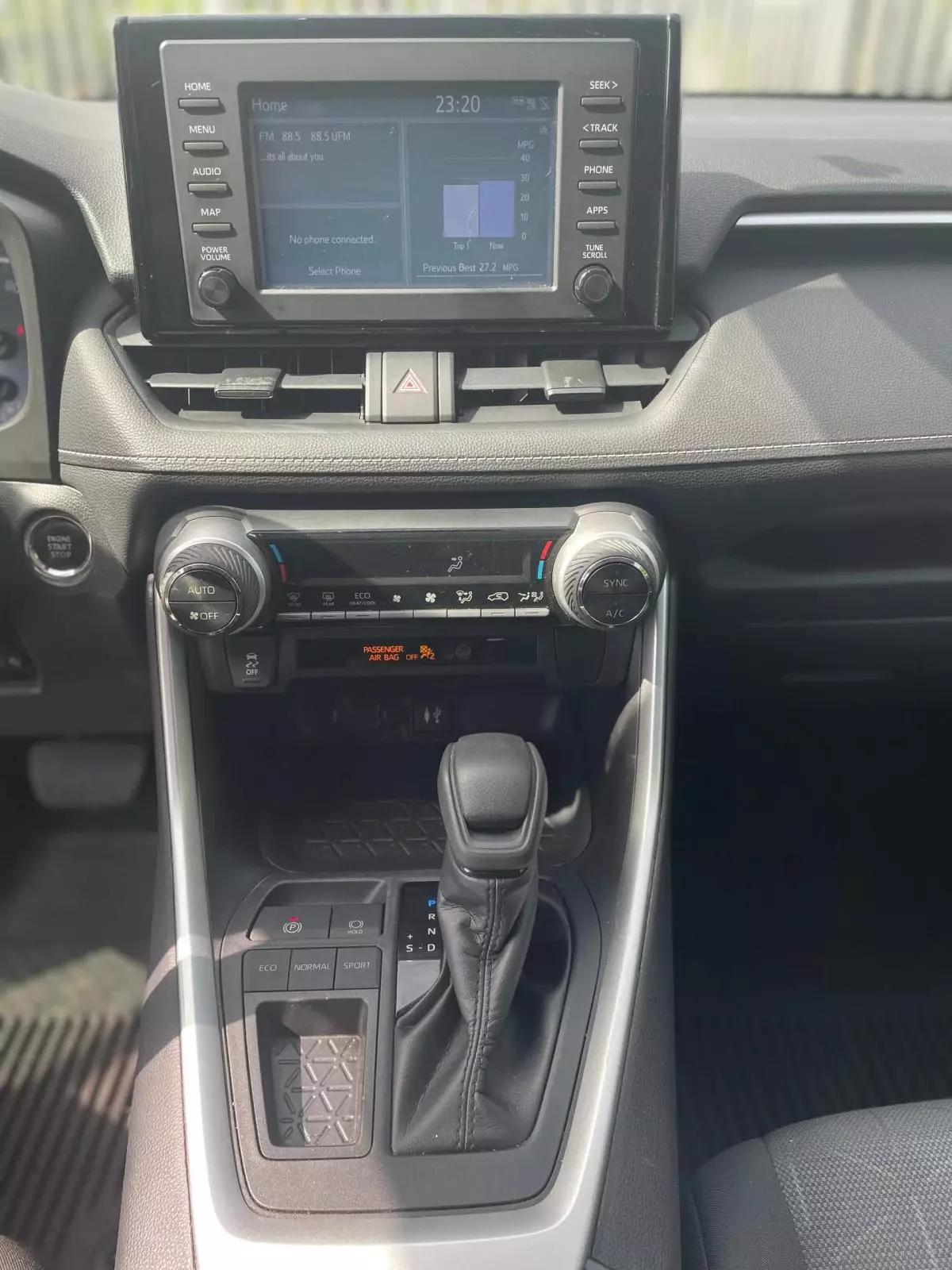 Toyota RAV 4   - 2019