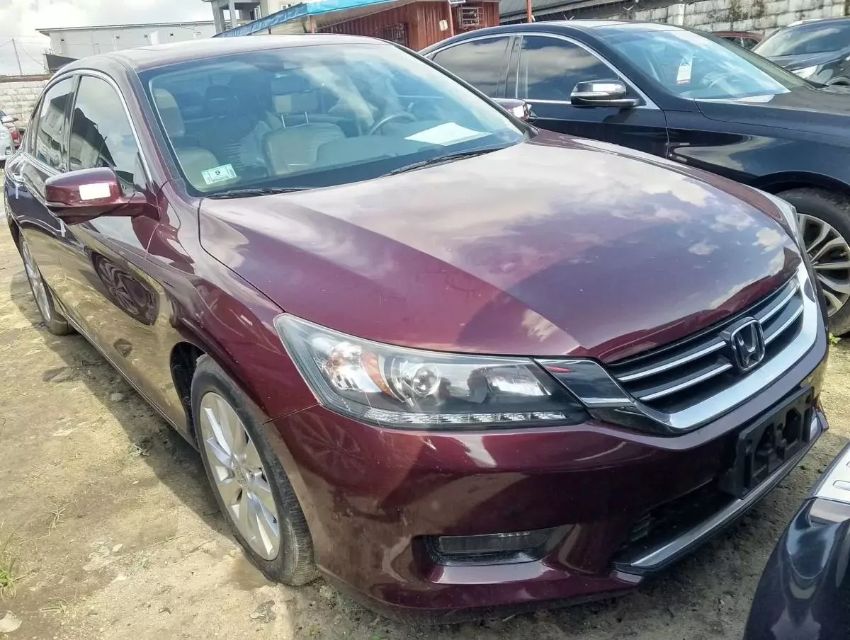 Honda Accord   - 2015