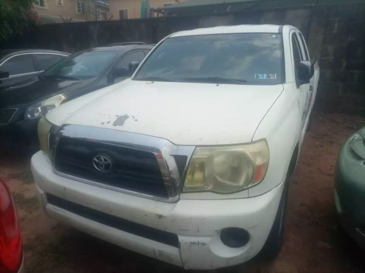 Toyota Tacoma - 2008