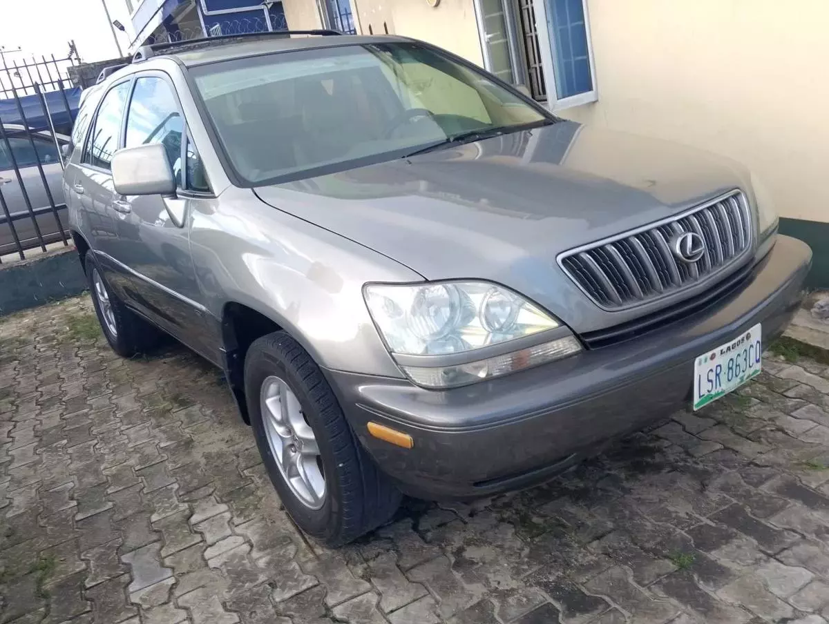 Lexus RX 300   - 2001