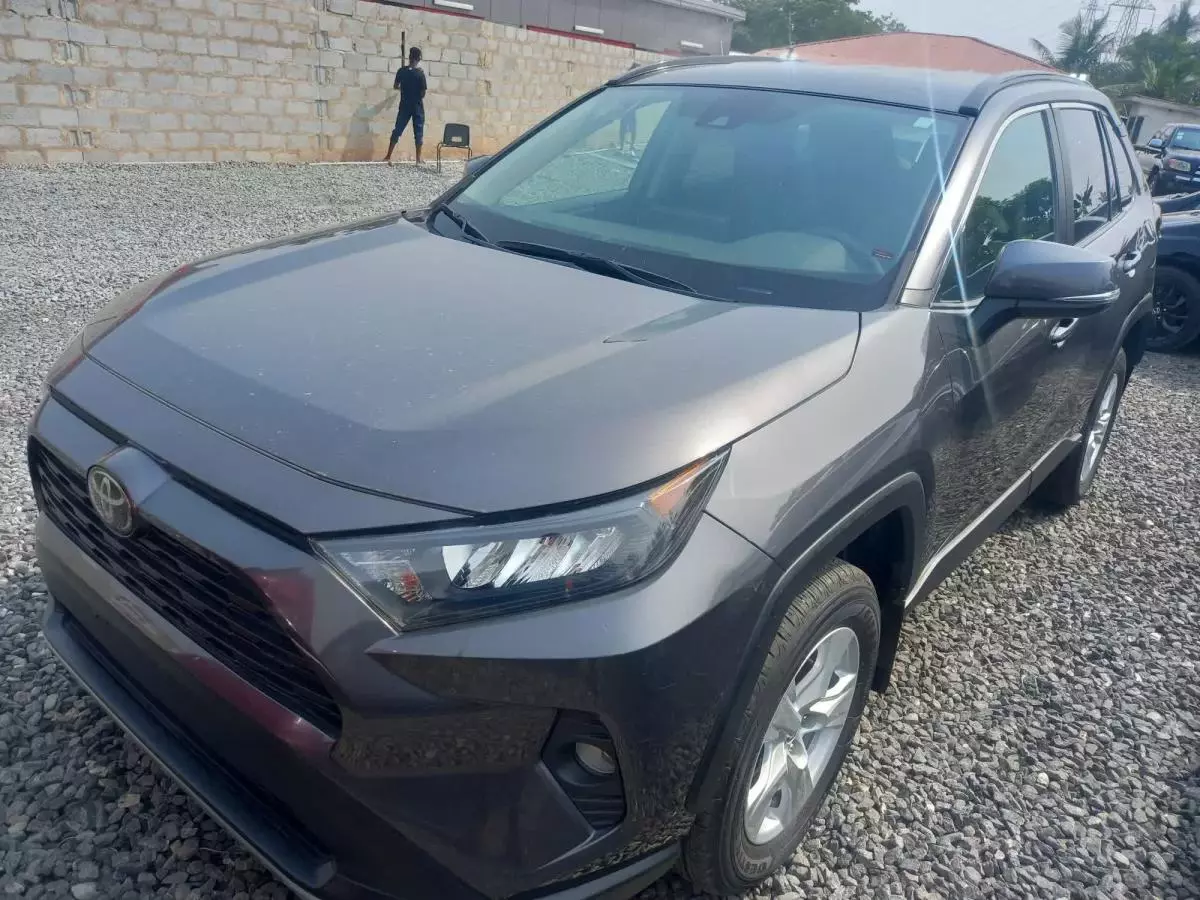Toyota RAV 4 - 2020