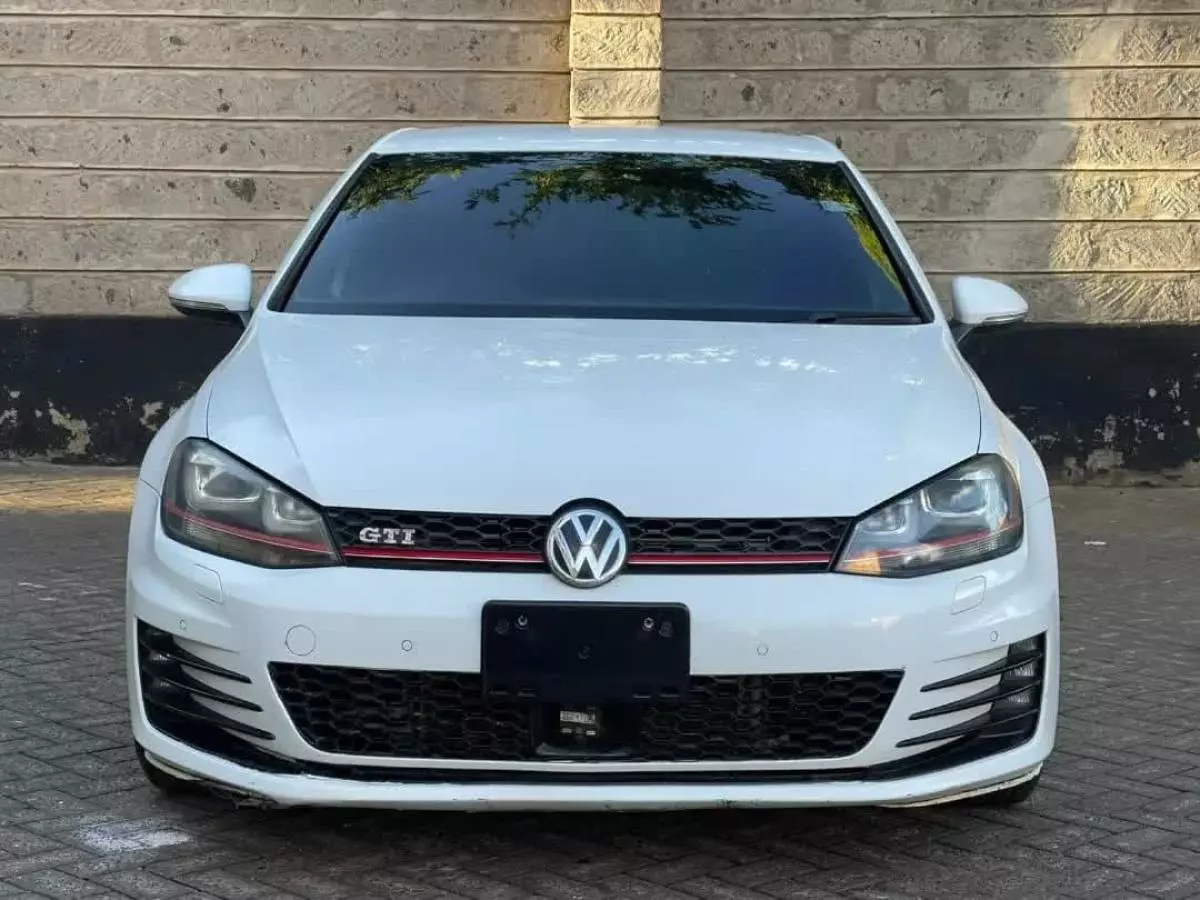 Volkswagen GTI - 2014