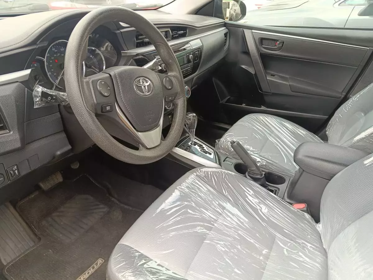 Toyota Corolla   - 2015