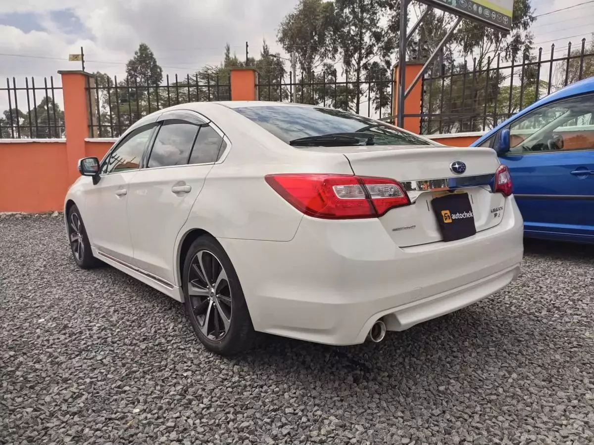 Subaru Legacy B4   - 2015