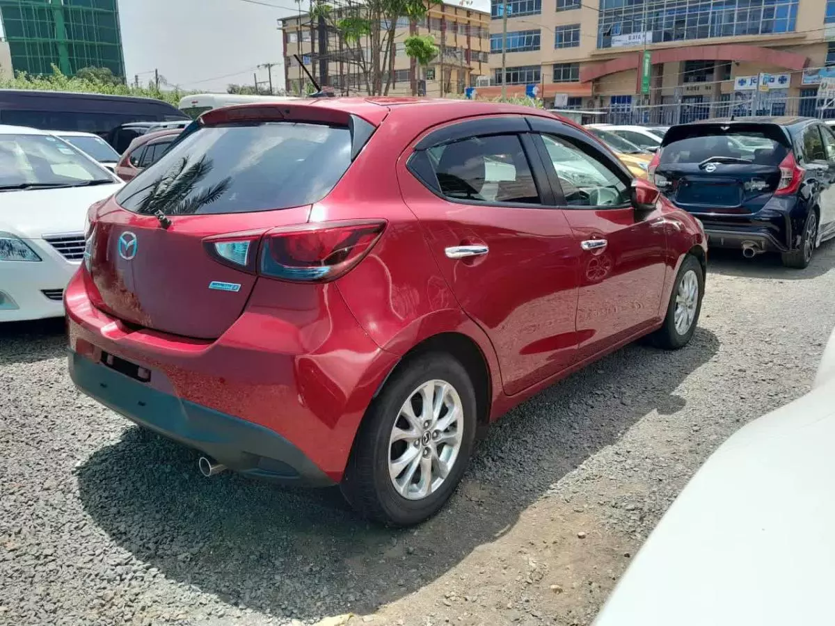 Mazda Demio  - 2015