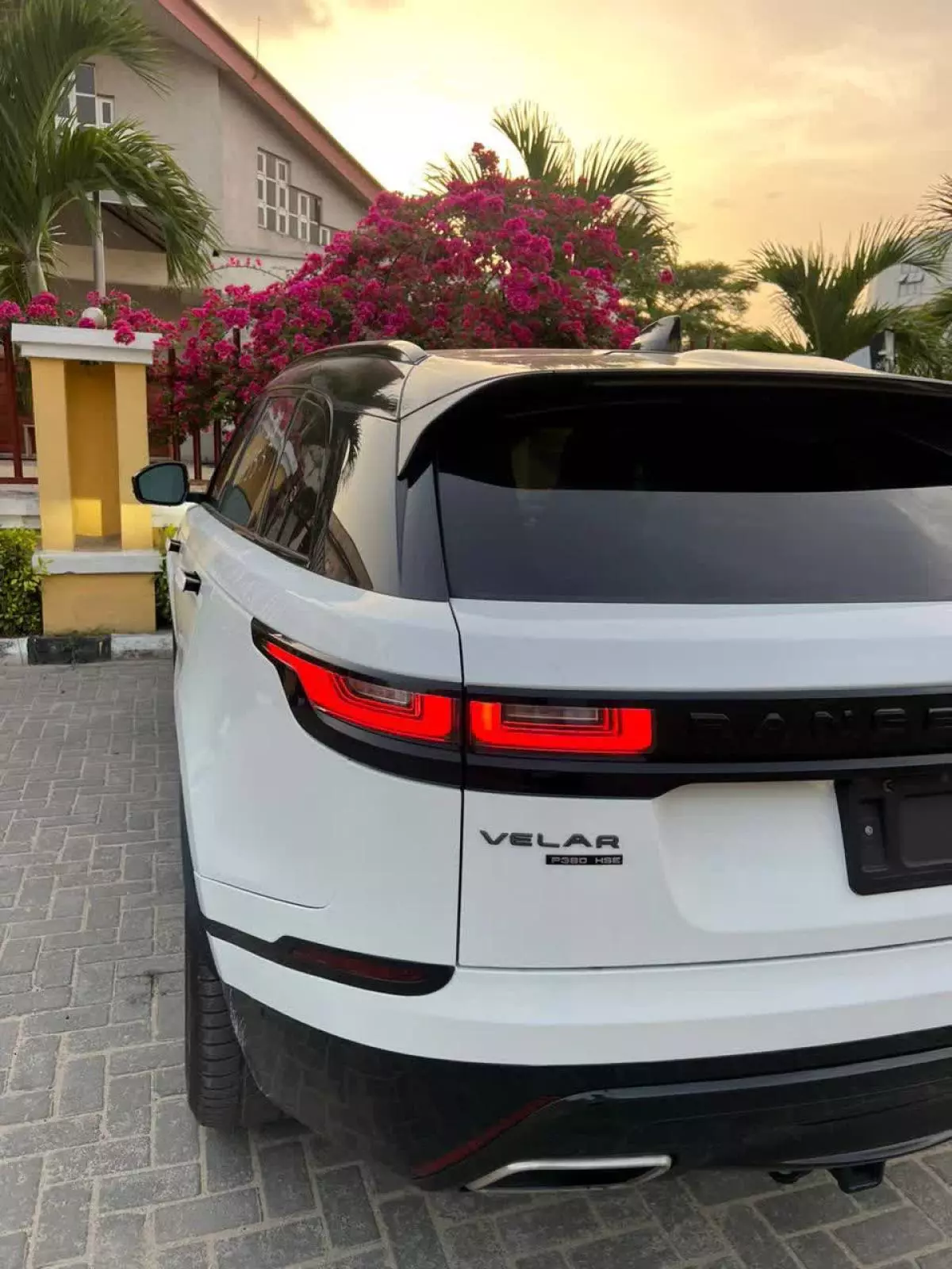 Land Rover Range Rover Velar   - 2018