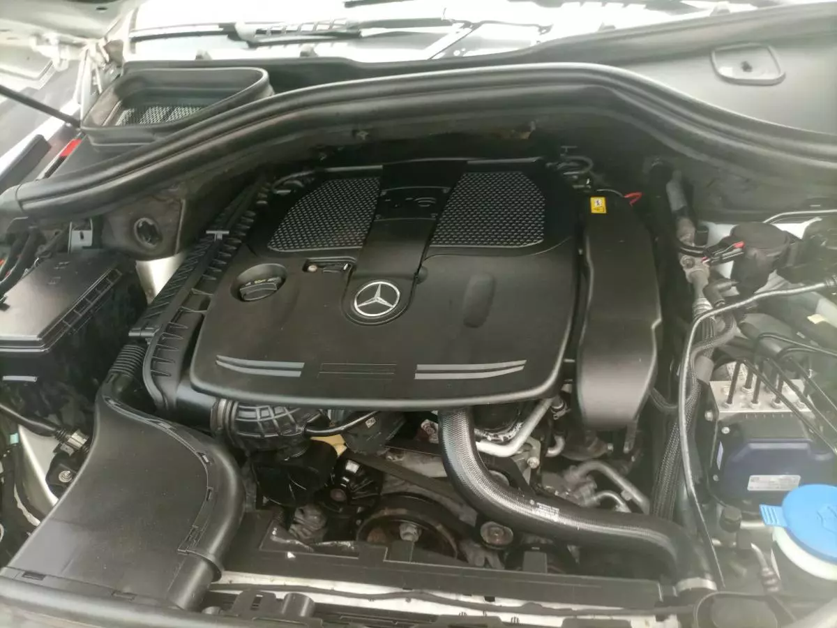 Mercedes-Benz ML 350   - 2012
