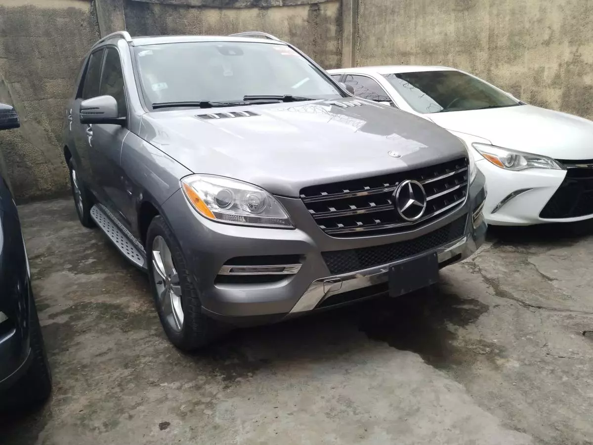 Mercedes-Benz ML 350   - 2012