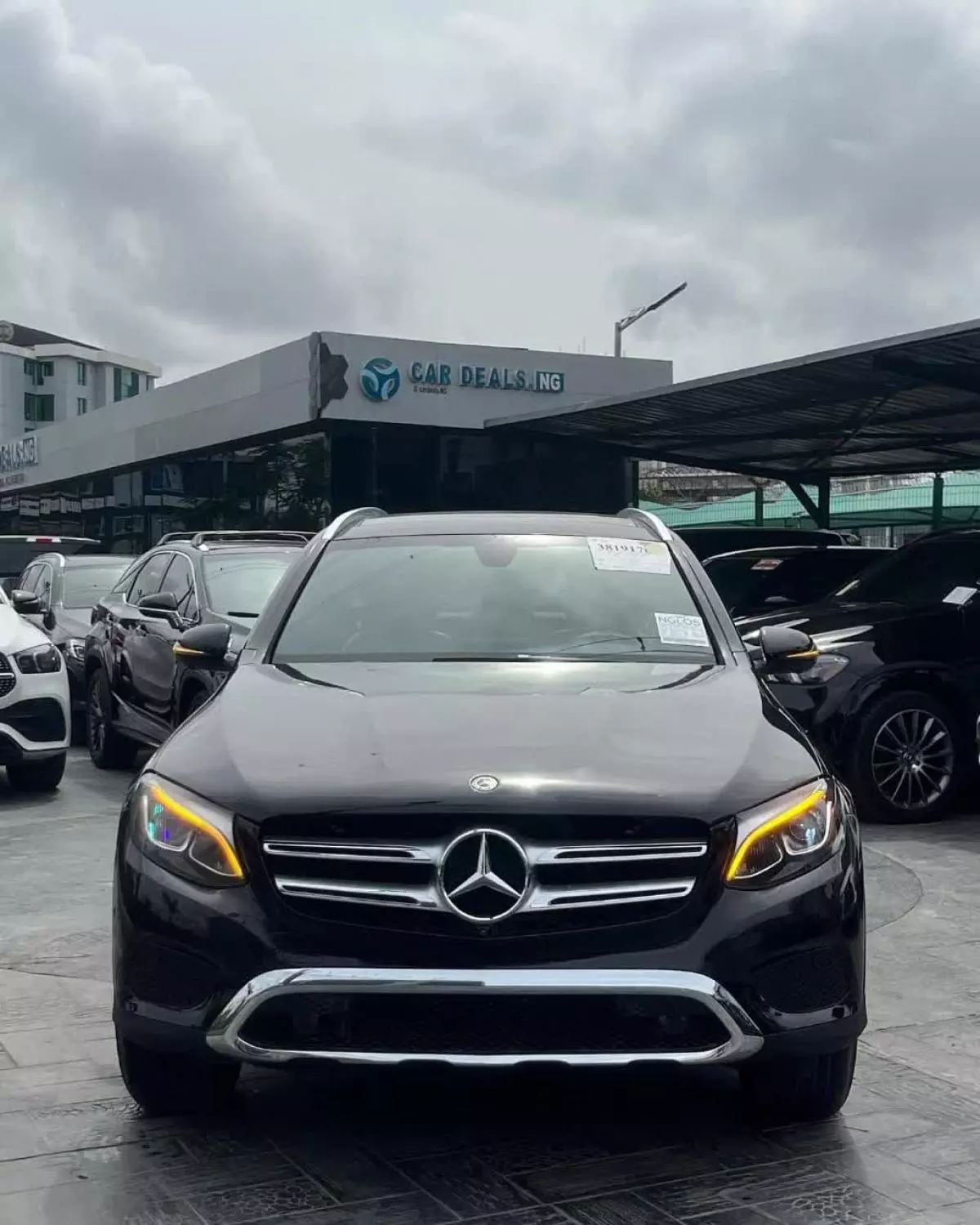 Mercedes-Benz GLC 300   - 2018