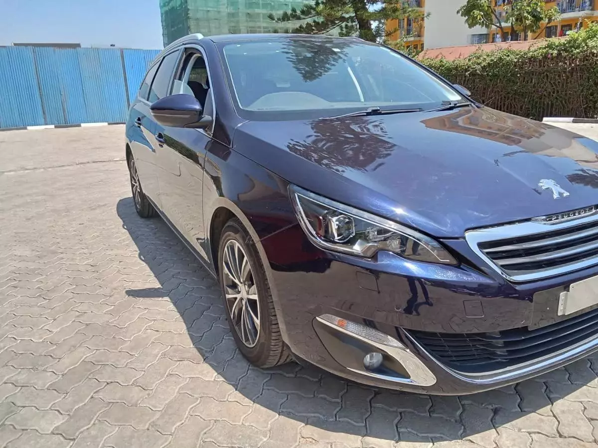 Peugeot 308   - 2016