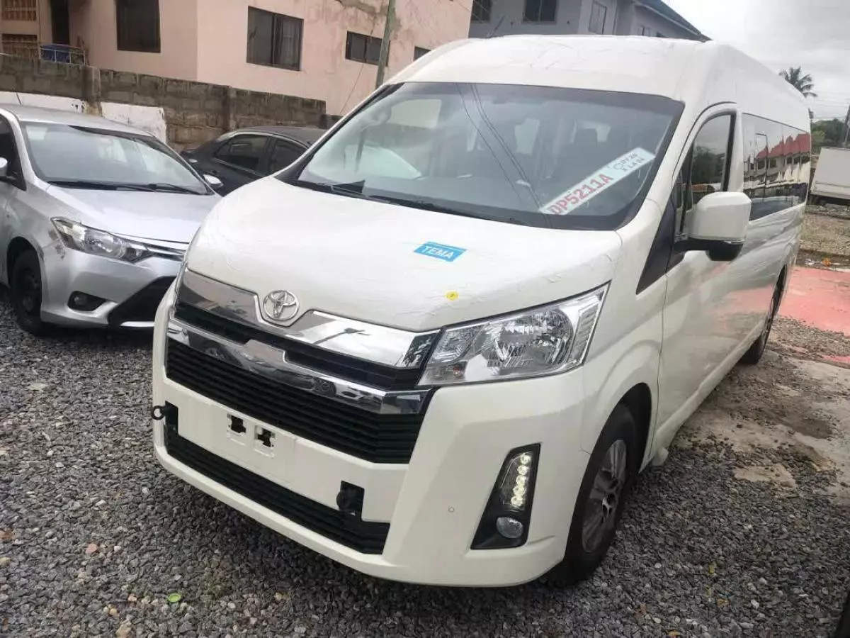 Toyota Hiace   - 2024