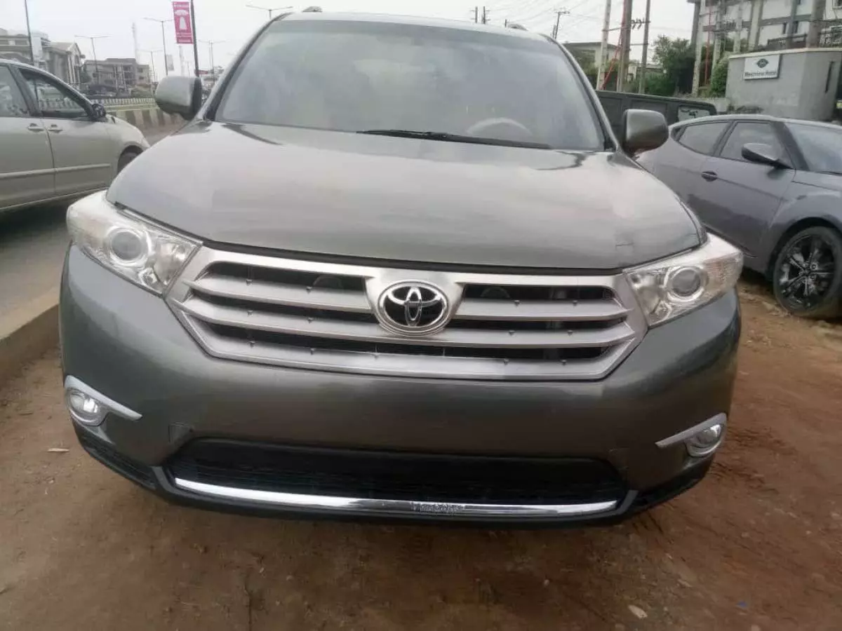 Toyota Highlander   - 2008