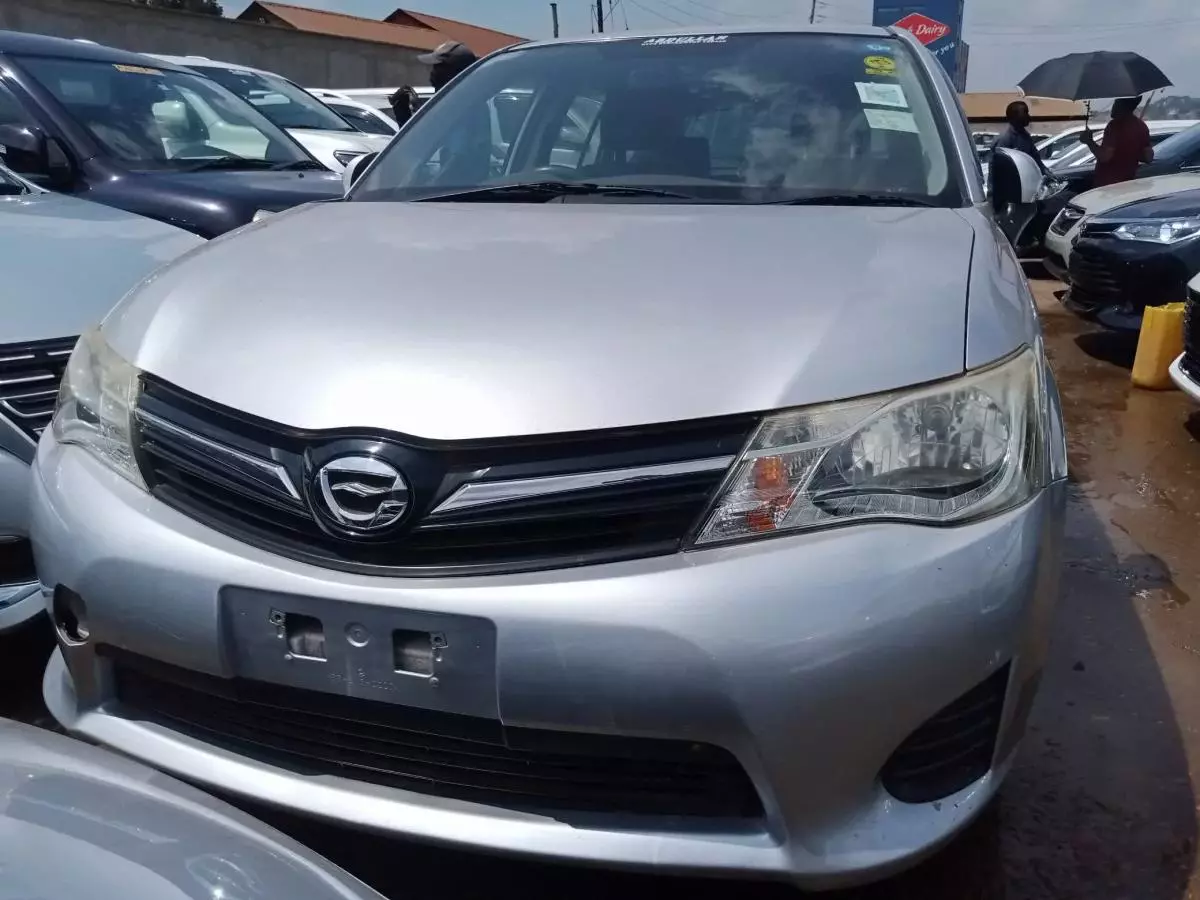 Toyota Fielder    - 2015