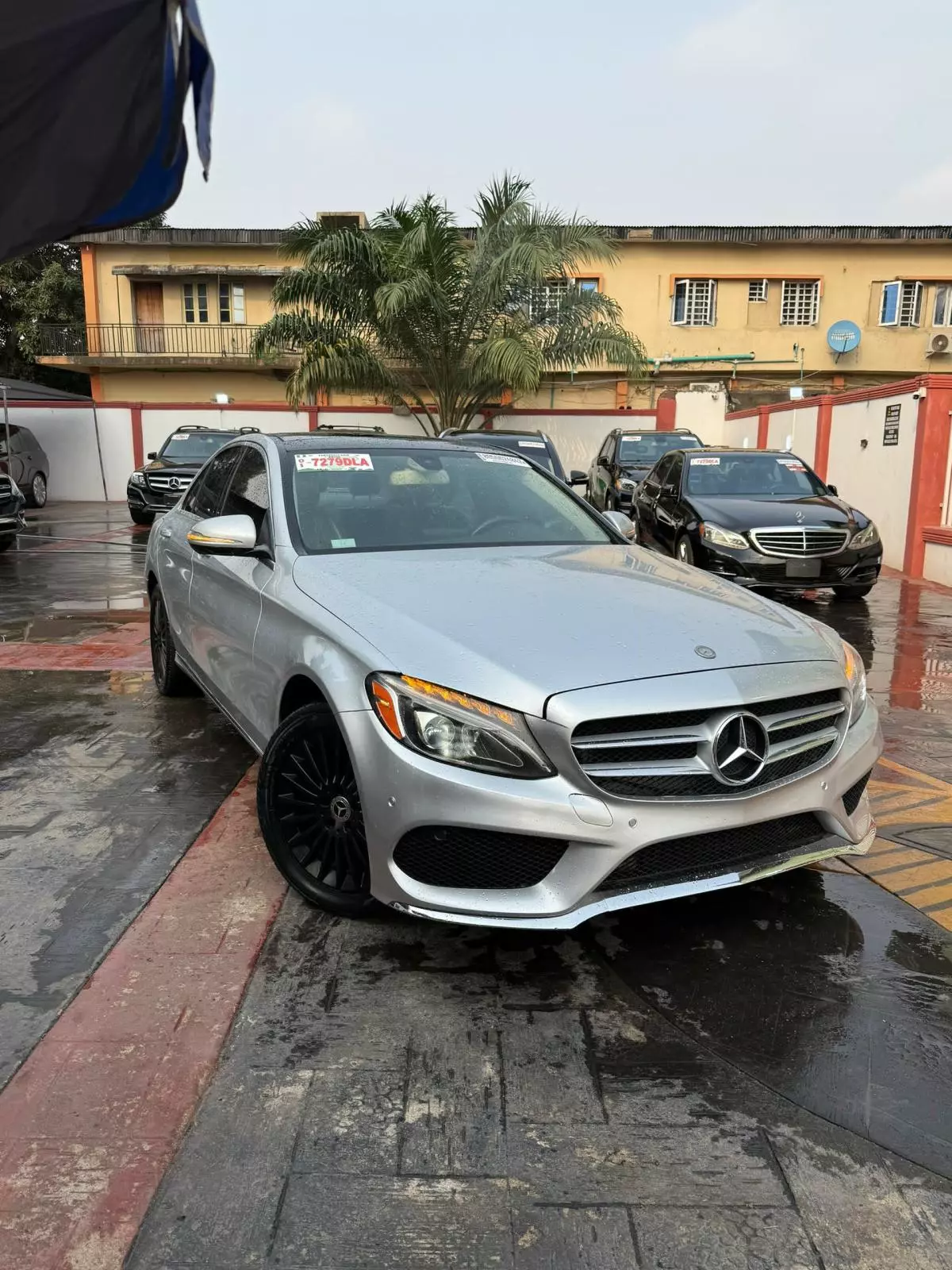 Mercedes-Benz C 300   - 2015