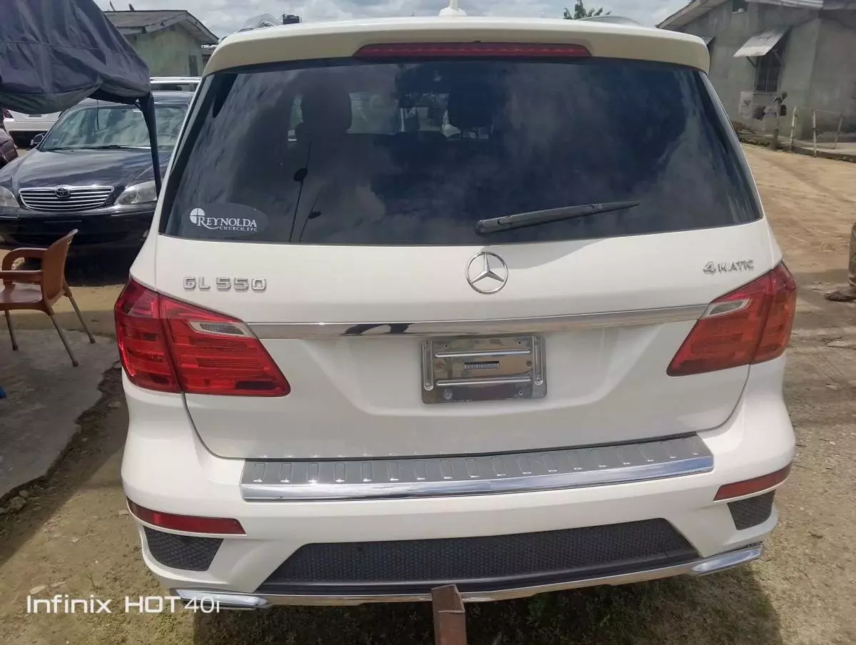 Mercedes-Benz GL 550   - 2013