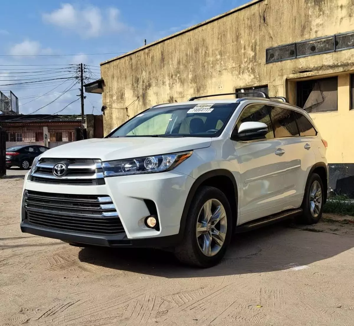 Toyota Highlander   - 2015