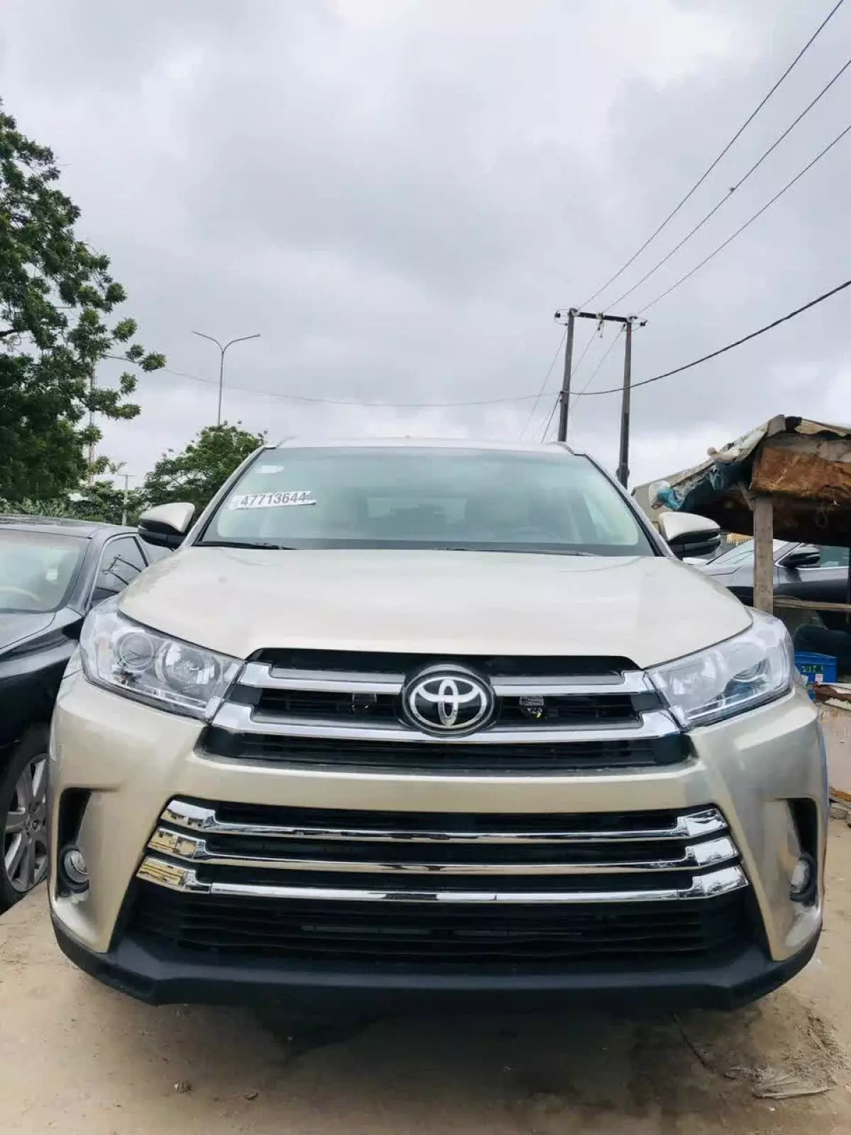 Toyota Highlander   - 2014