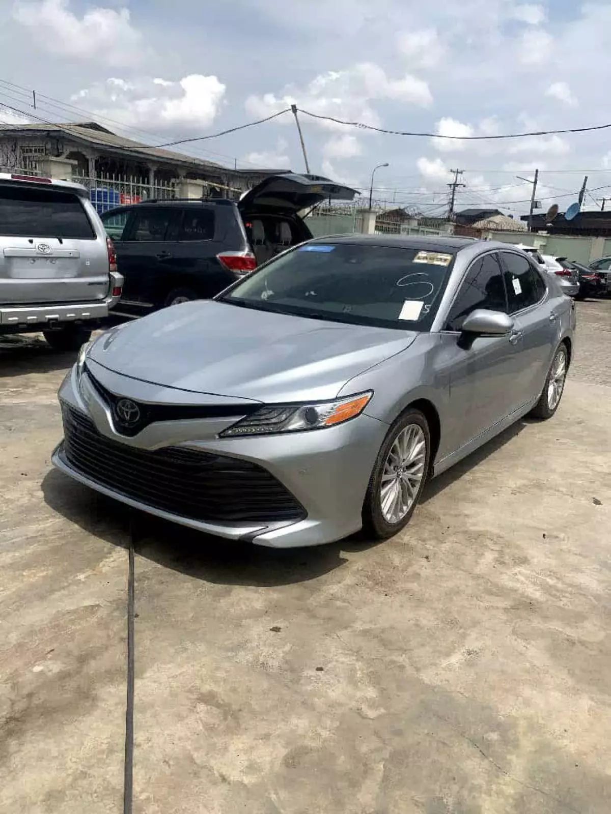 Toyota Camry   - 2018