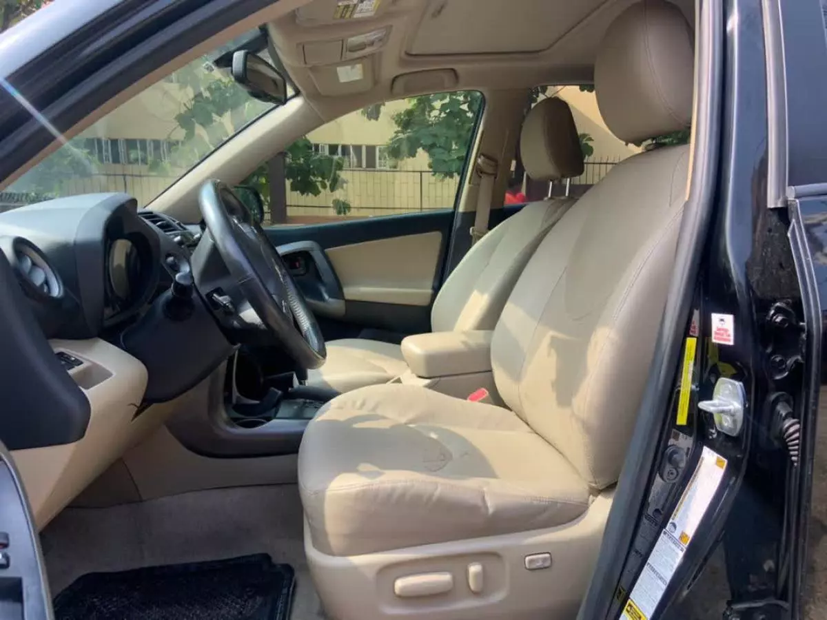 Toyota RAV 4 - 2009