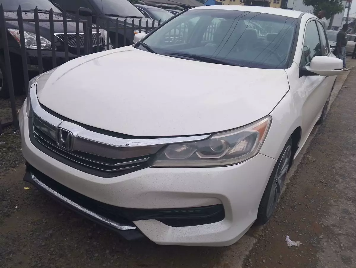 Honda Accord   - 2014