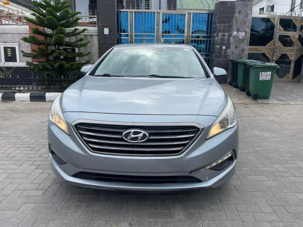 Hyundai SONATA 2,0L BVA GL   - 2016